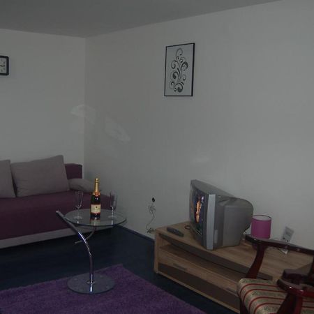 Apartmani Marios Ni Exteriör bild