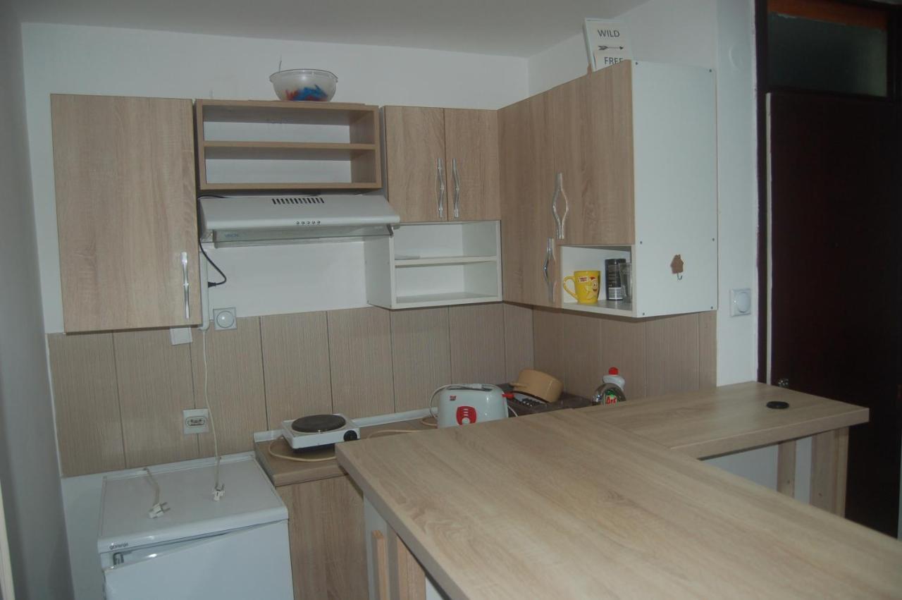 Apartmani Marios Ni Exteriör bild