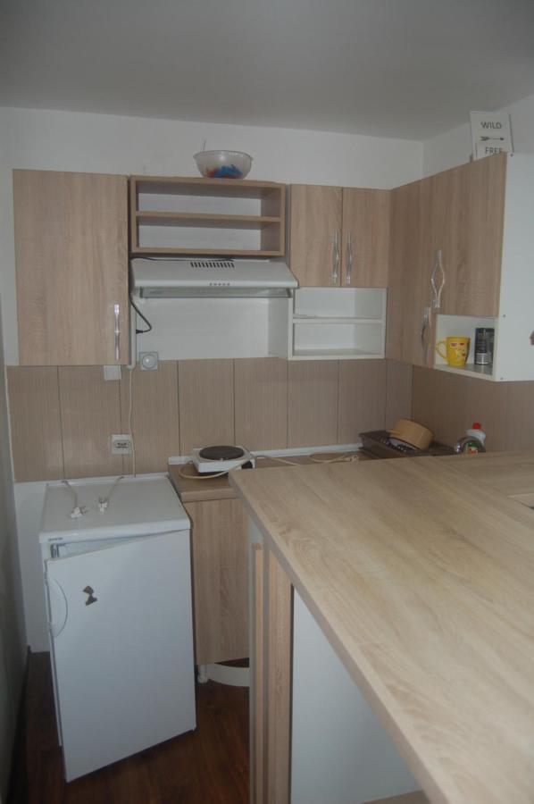 Apartmani Marios Ni Exteriör bild
