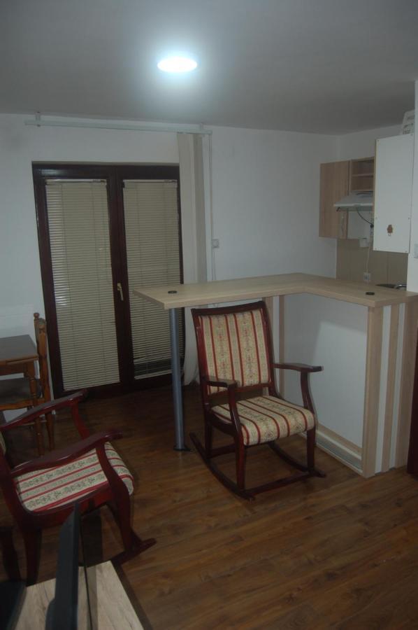 Apartmani Marios Ni Exteriör bild